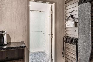 Room #382551814 at Signature San Francisco