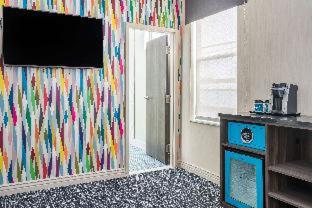 Room #382551814 at Signature San Francisco