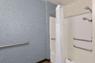 Room #51589409 at Extended Stay America Select Suites - Charlotte - Tyvola Rd.