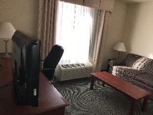 Room #23927321 at Grand River Hotel