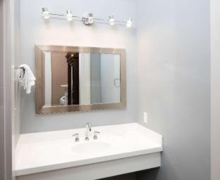 Room #5686018 at Maison St Charles