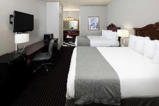 Room #5686023 at Maison St Charles