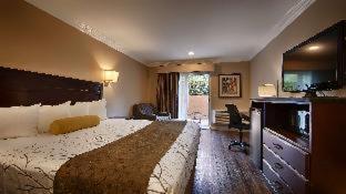 Room #5667316 at Best Western Woodland Hills Inn