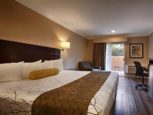Room #5667316 at Best Western Woodland Hills Inn