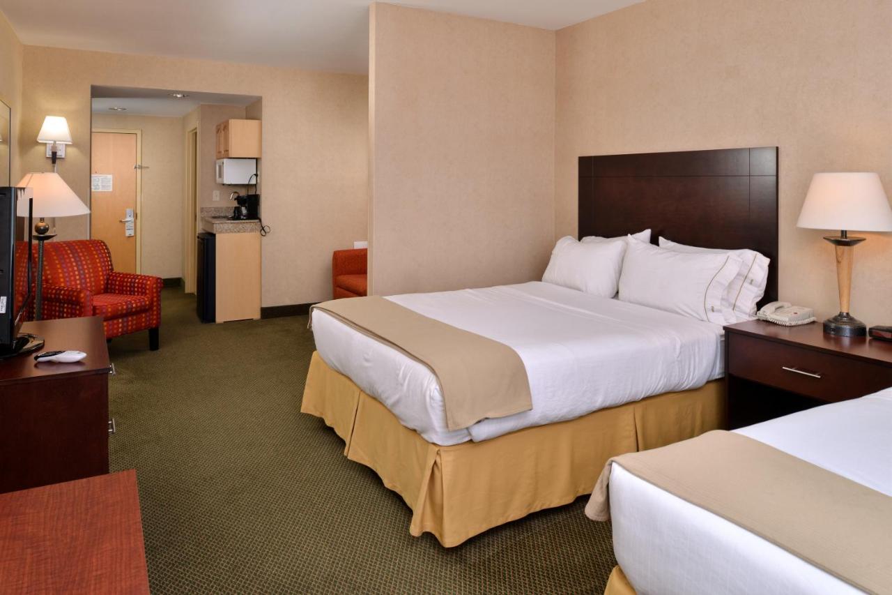 Suite with Two Beds - Non-Smoking at Holiday Inn Express Hotel & Suites Ocean City by IHG