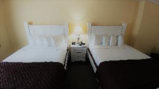Room #5647620 at Hollywood Celebrity Hotel
