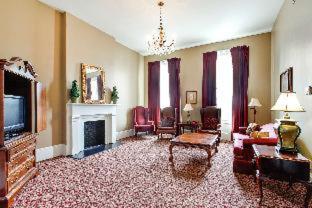 Room #5686026 at Maison St Charles