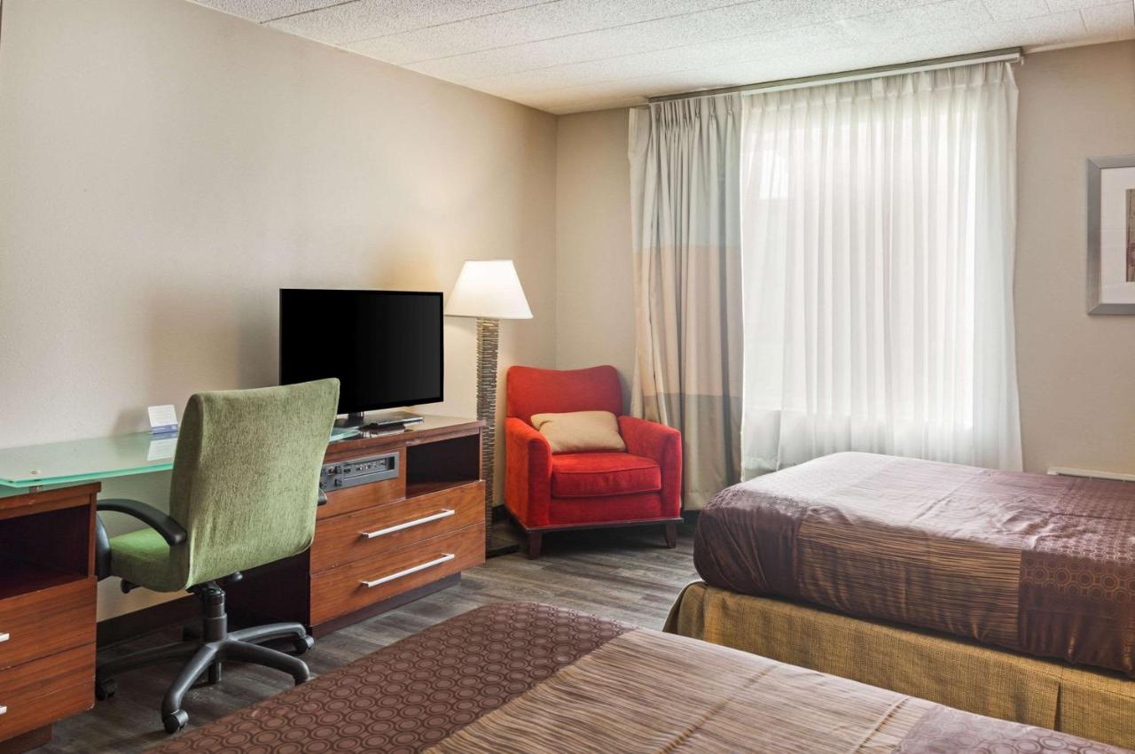 Deluxe Room with Two Double Beds - Non-Smoking at Rodeway Inn & Suites Stroudsburg - Poconos