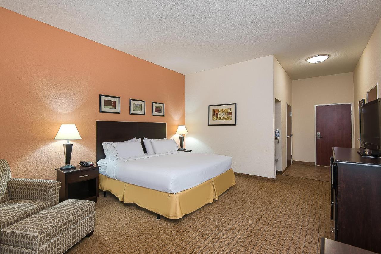 King Room - Hearing Accessible at Holiday Inn Express & Suites Lafayette East by IHG