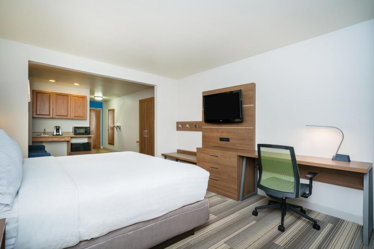 Suite - Mobility Access/Hearing Accessible at Holiday Inn Express Hotel & Suites Rocky Mount by IHG