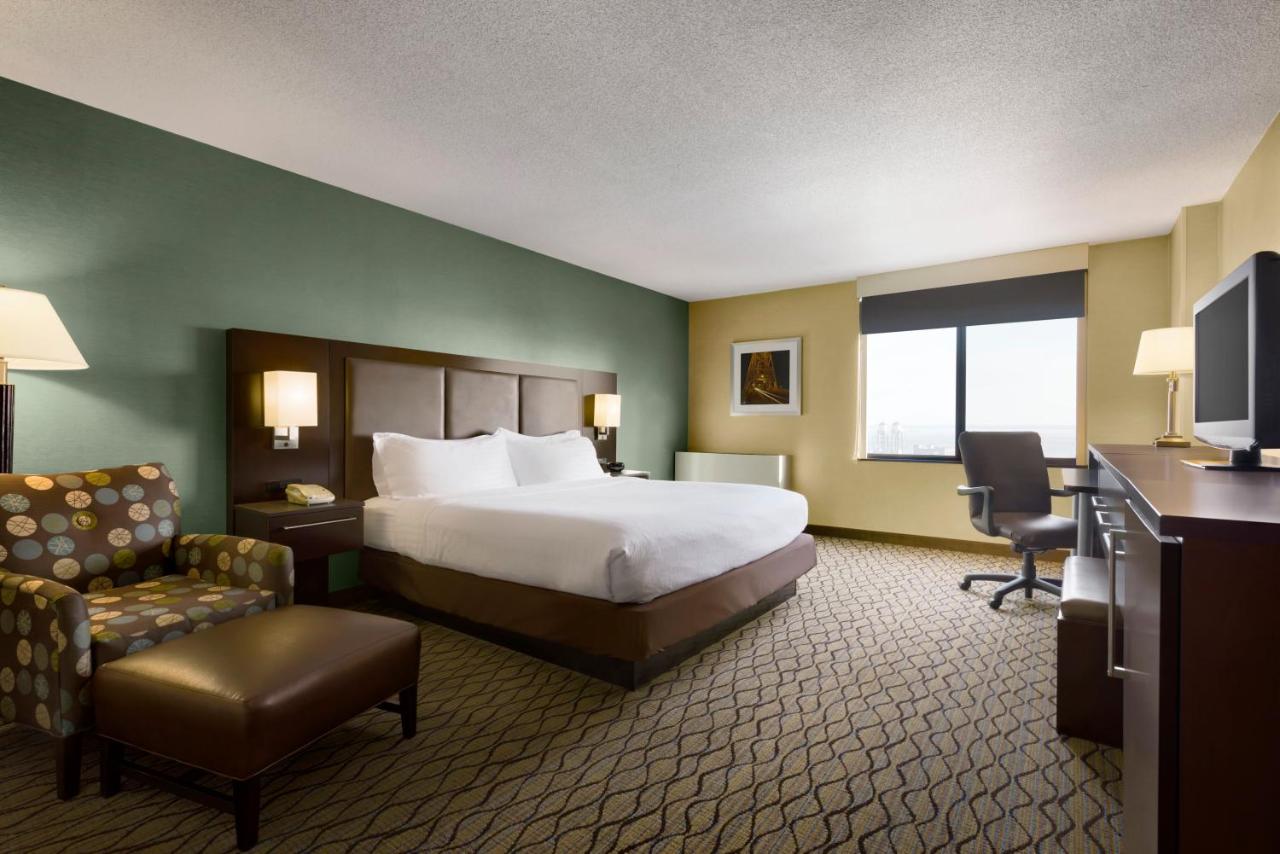 Executive King Room - Non-Smoking at Holiday Inn & Suites Duluth Downtown by IHG