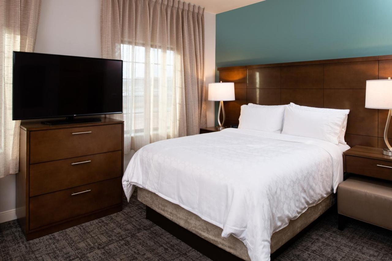Studio Queen Suite - Non-Smoking at Staybridge Suites St George by IHG