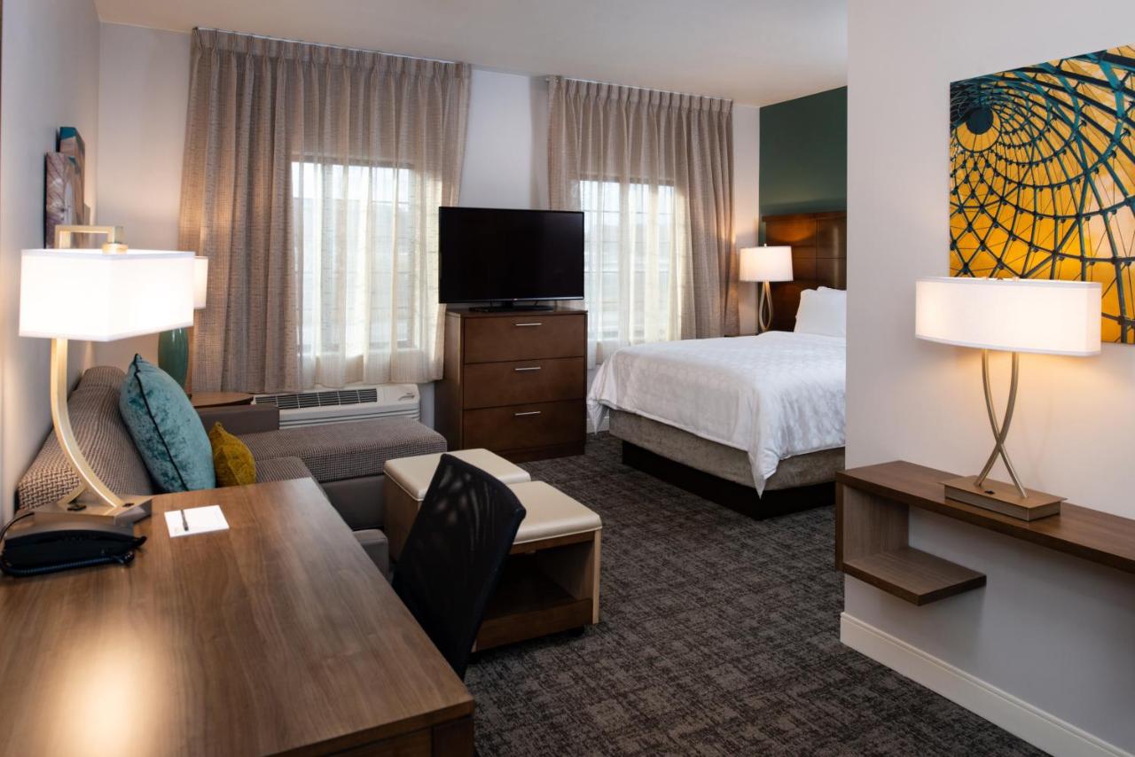 Studio Queen Suite - Non-Smoking at Staybridge Suites St George by IHG