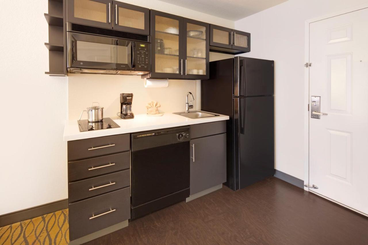 Double Studio - Non-Smoking at Candlewood Suites Rogers / Bentonville by IHG