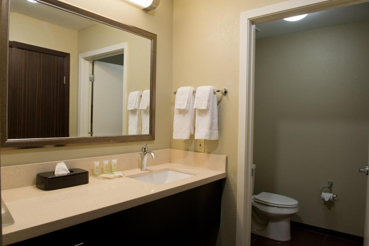 | Staybridge Suites Houston NW Willowbrook
