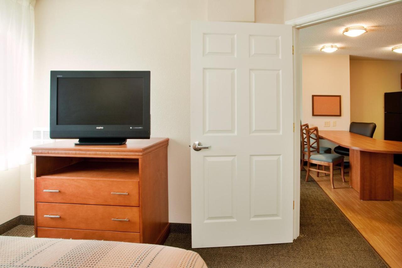 | Candlewood Suites Colonial Heights Fort Lee