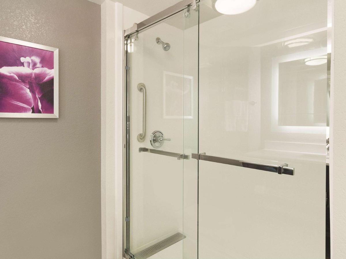 Deluxe King Room at La Quinta Inn & Suites by Wyndham Grand Junction