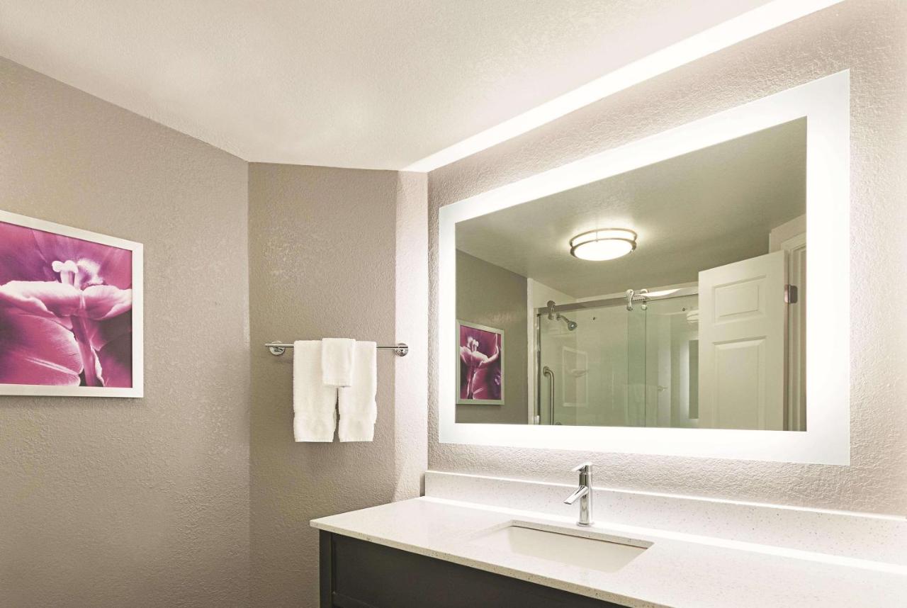 One-Bedroom King Suite - Non-Smoking at La Quinta Inn & Suites by Wyndham Grand Junction