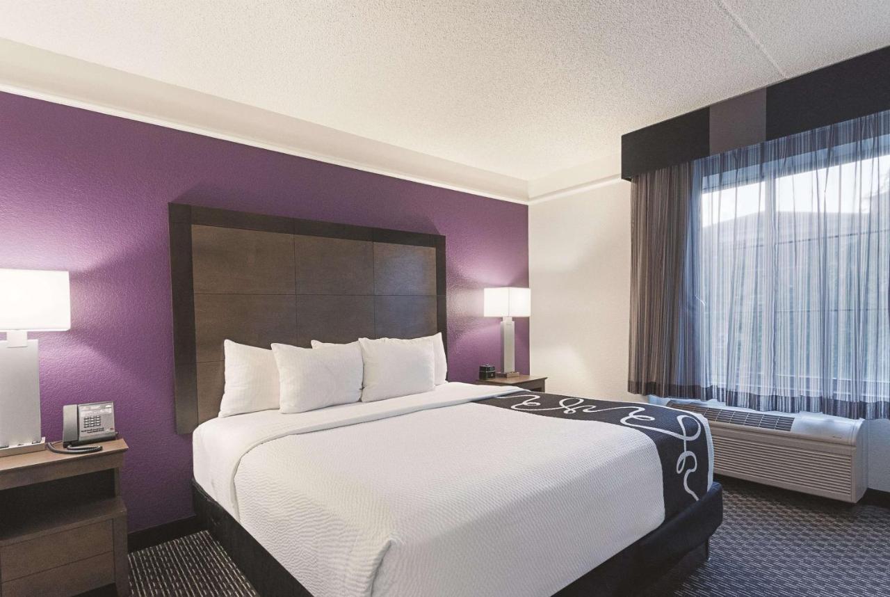 One-Bedroom King Suite - Non-Smoking at La Quinta Inn & Suites by Wyndham Grand Junction