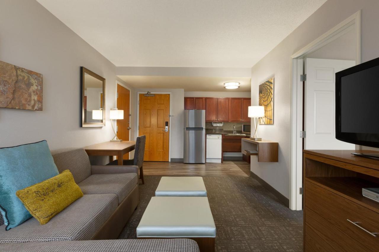 Queen Room - Disability Access/Hearing Accessable at Staybridge Suites Tampa East - Brandon by IHG