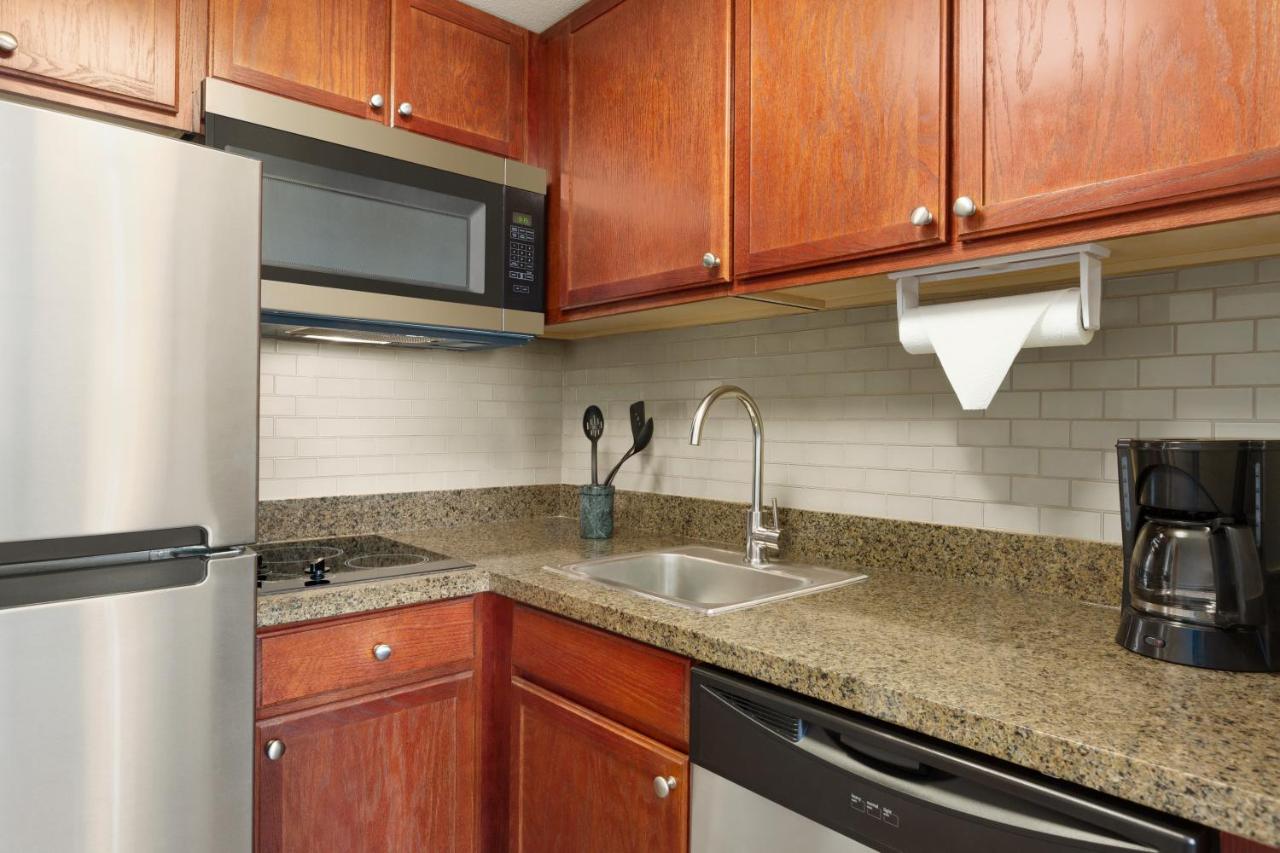 One-Bedroom Suite at Staybridge Suites Tampa East - Brandon by IHG