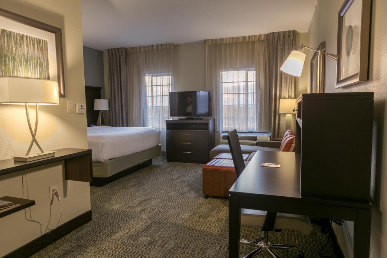 King Studio at Staybridge Suites Austin North - Parmer Lane by IHG