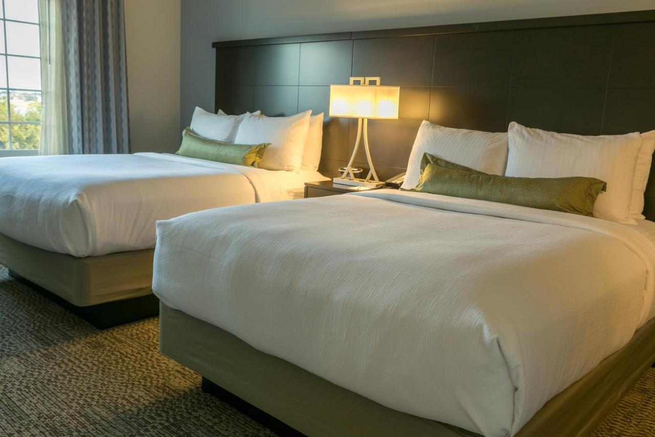One-Bedroom Queen Suite at Staybridge Suites Austin North - Parmer Lane by IHG