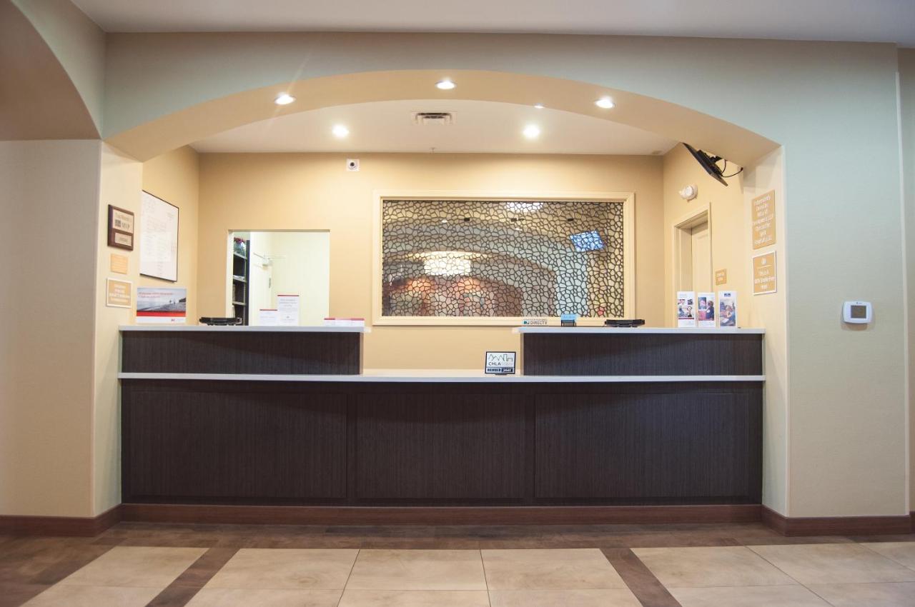  | Candlewood Suites Fort Collins