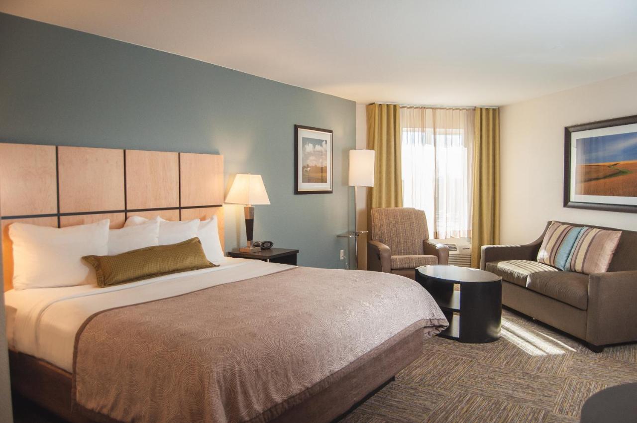  | Candlewood Suites Fort Collins