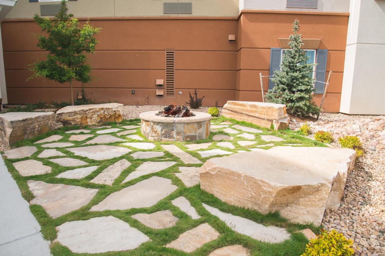  | Candlewood Suites Fort Collins