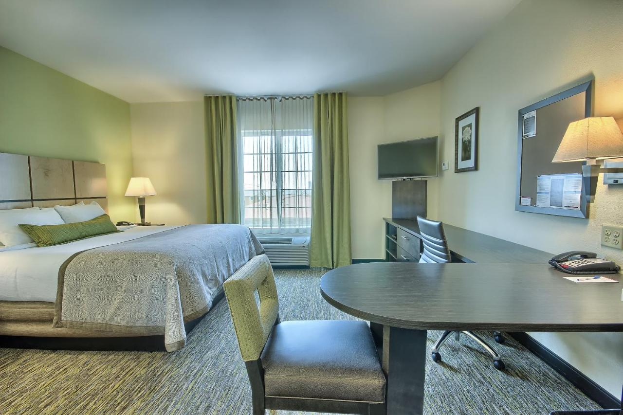 King Studio Suite at Candlewood Suites Columbus - Grove City, an IHG Hotel