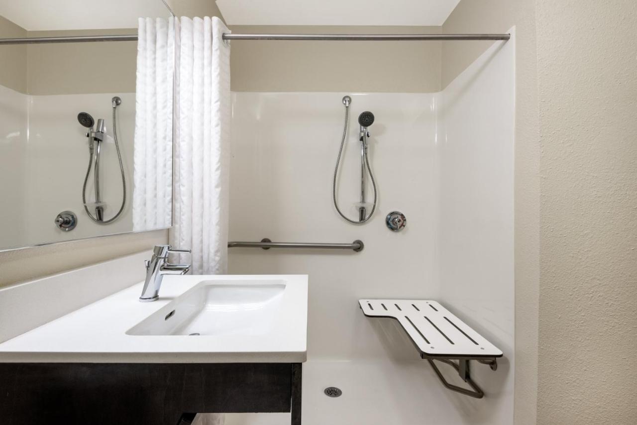 Suite - Disability Access Hearing Accessible - Roll-In Shower at Candlewood Suites Durham by IHG