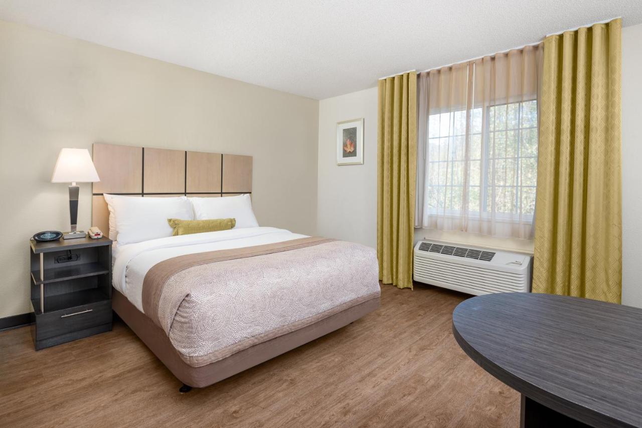Suite - Disability Access Hearing Accessible - Tub at Candlewood Suites Durham by IHG