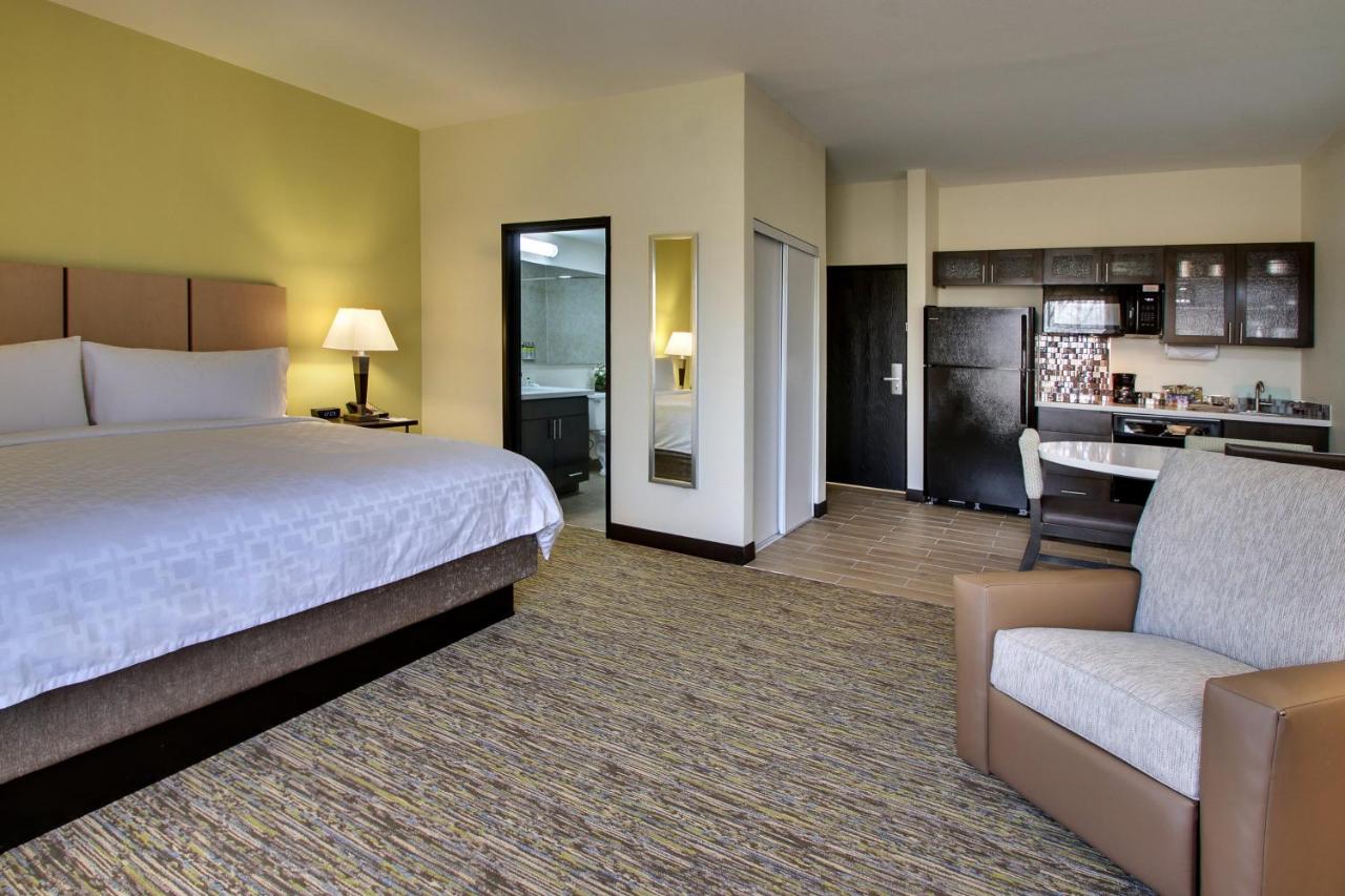 King Studio Suite - Non-Smoking at Candlewood Suites Wichita East by IHG