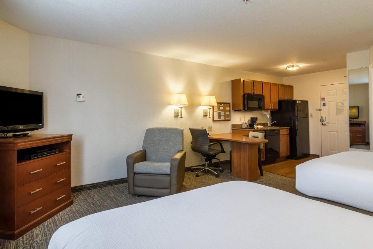 Double Room with Roll in Shower - Hearing Accessible/Non-Smoking  at Candlewood Suites Jacksonville East Merril Road by IHG