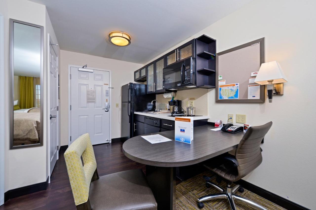 Queen Studio Suite with Accessible Roll In Shower - Non-Smoking at Candlewood Suites Harrisburg - Hershey, an IHG Hotel