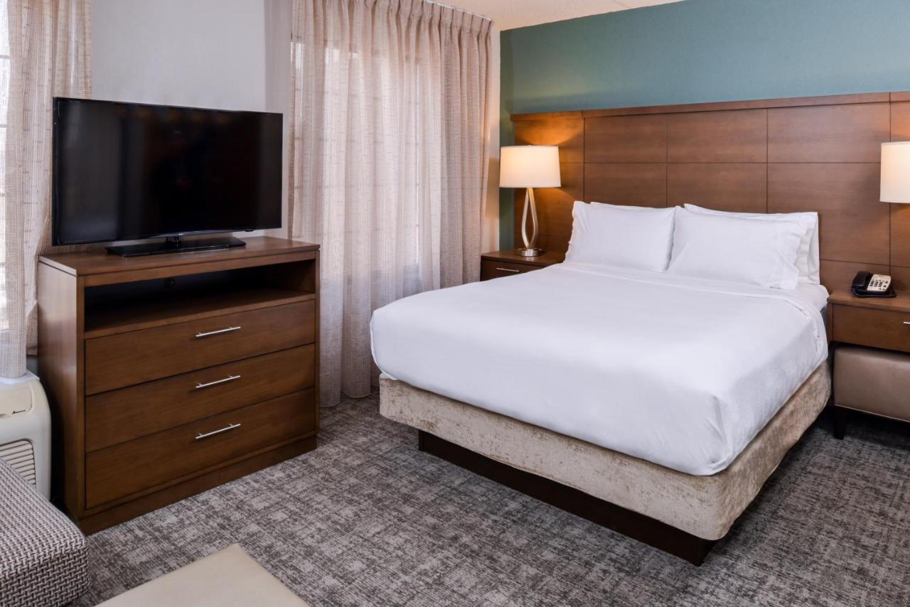 Queen Studio Suite- Non-Smoking at Staybridge Suites Indianapolis Downtown - Convention Center by IHG