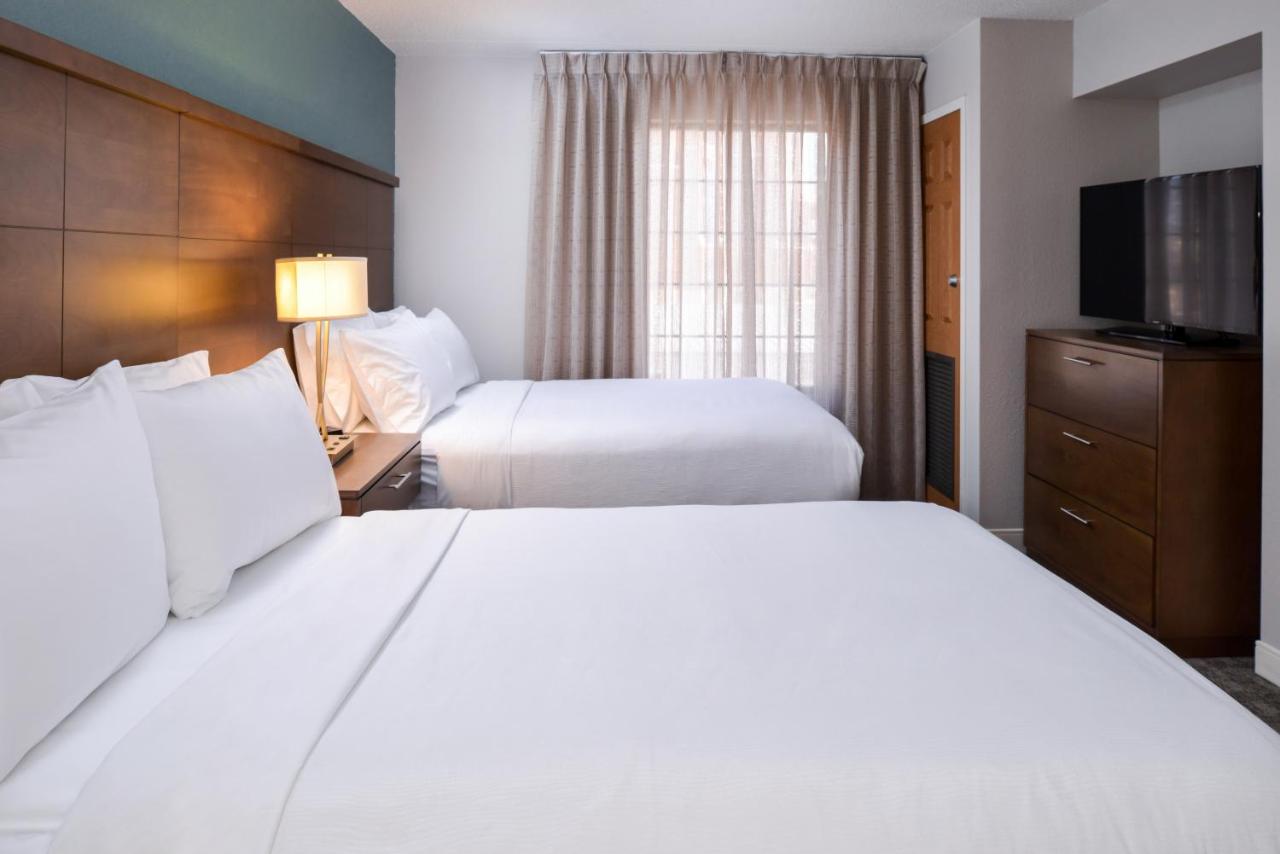 One-Bedroom Suite - Non-Smoking at Staybridge Suites Indianapolis Downtown - Convention Center by IHG