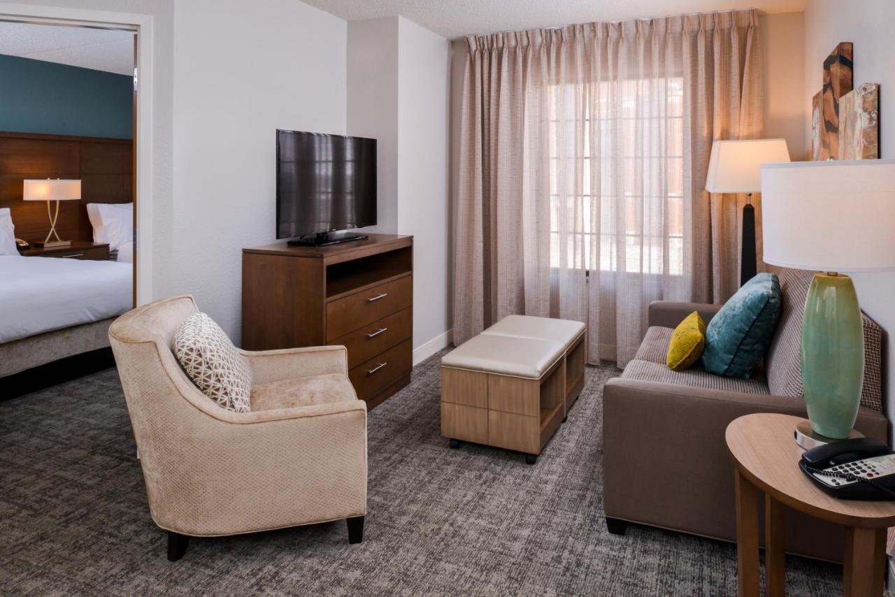 Two-Bedroom Suite at Staybridge Suites Indianapolis Downtown - Convention Center by IHG