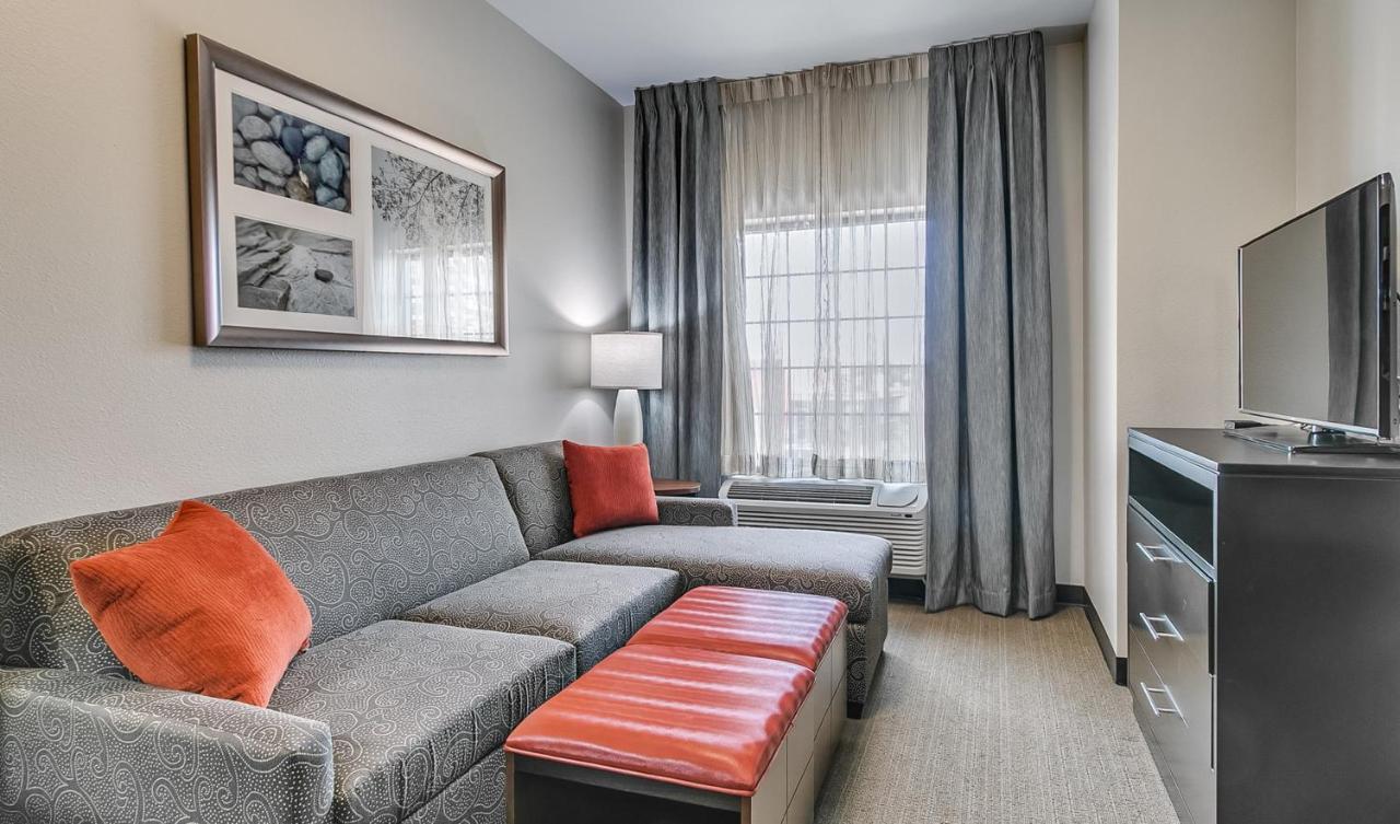 King Studio Suite - Mobility Acces Roll in Shower/Non-Smoking at Staybridge Suites Lubbock South, an IHG Hotel