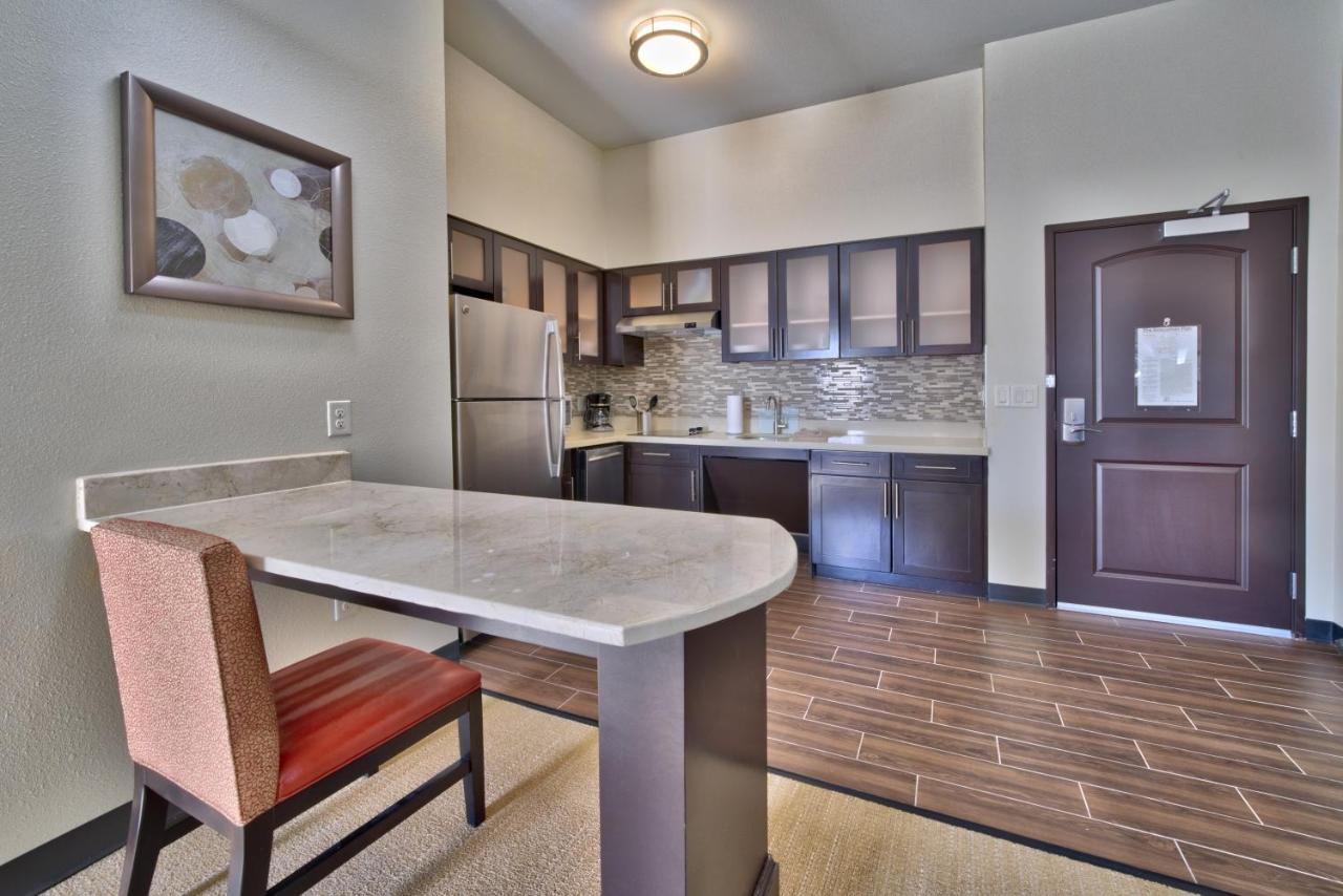 One-Bedroom King Room with Mobility Accessible Tub - Non-Smoking at Staybridge Suites Lubbock South, an IHG Hotel
