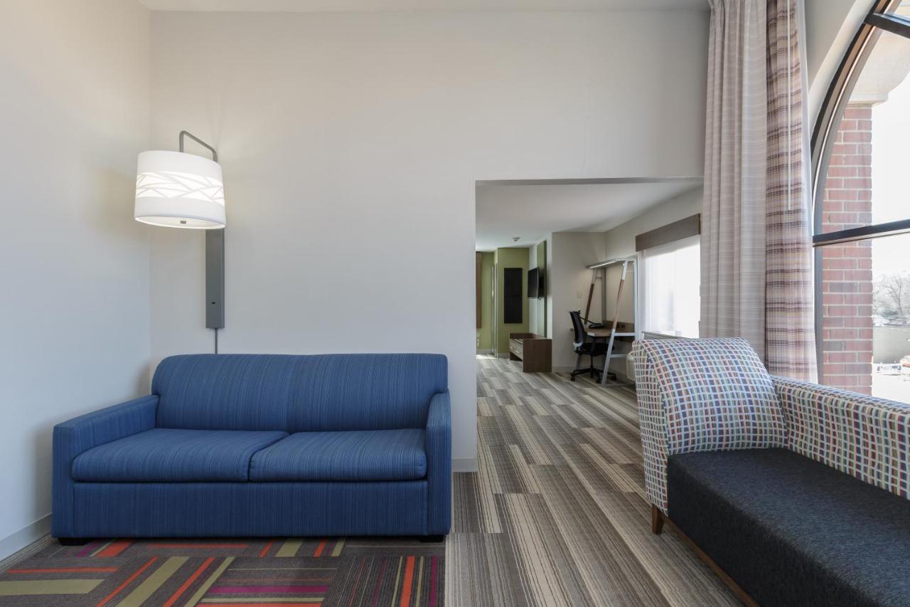 Suite with View - Non-Smoking at Holiday Inn Express Hotel & Suites South Bend by IHG