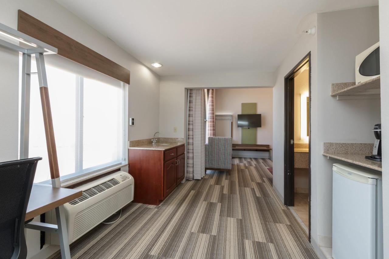 Suite with View - Non-Smoking at Holiday Inn Express Hotel & Suites South Bend by IHG