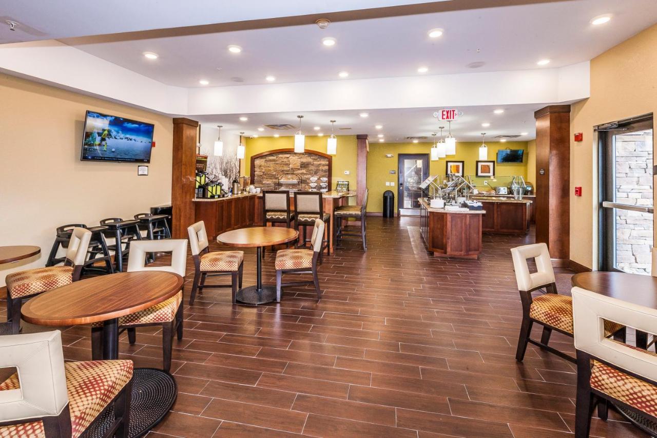 | Staybridge Suites Knoxville-West
