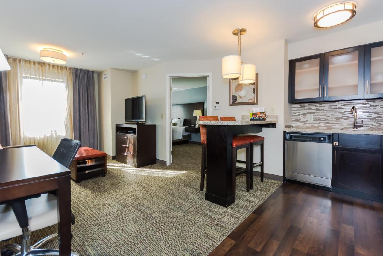 King Room - Hearing Access - Non-Smoking at Staybridge Suites Grand Forks, an IHG Hotel
