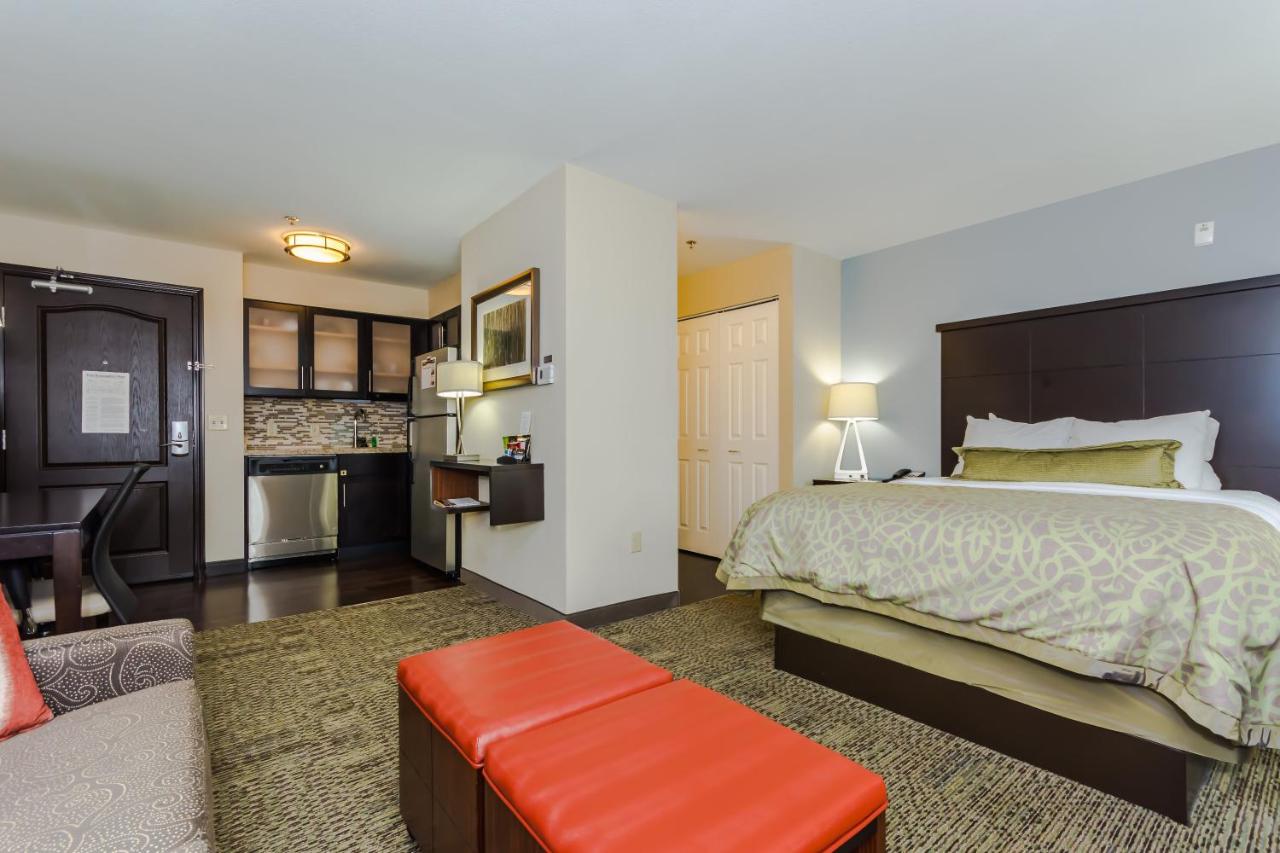 Queen Studio Suite at Staybridge Suites Grand Forks, an IHG Hotel