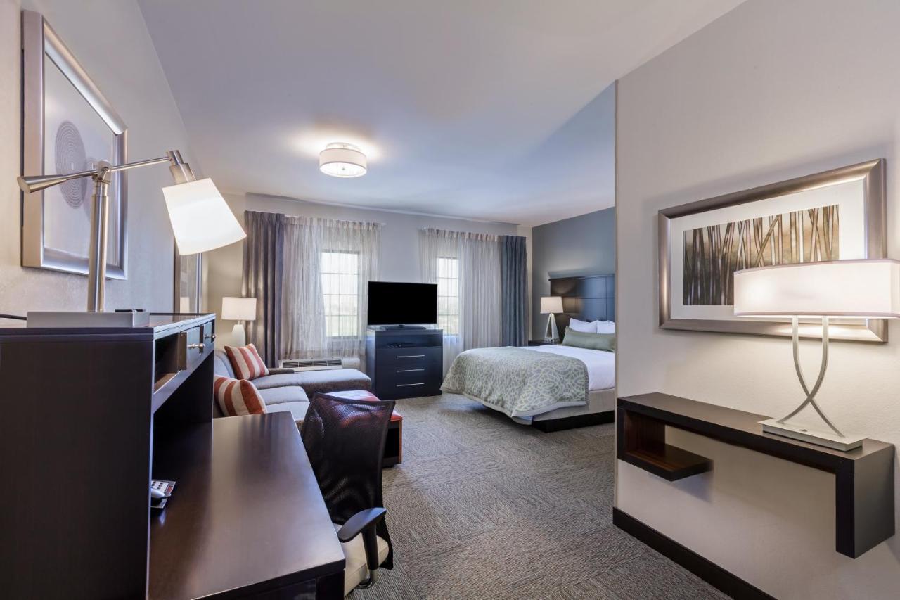 Queen Suite - Disability Access/Non-Smoking at Staybridge Suites Fort Worth - Fossil Creek by IHG