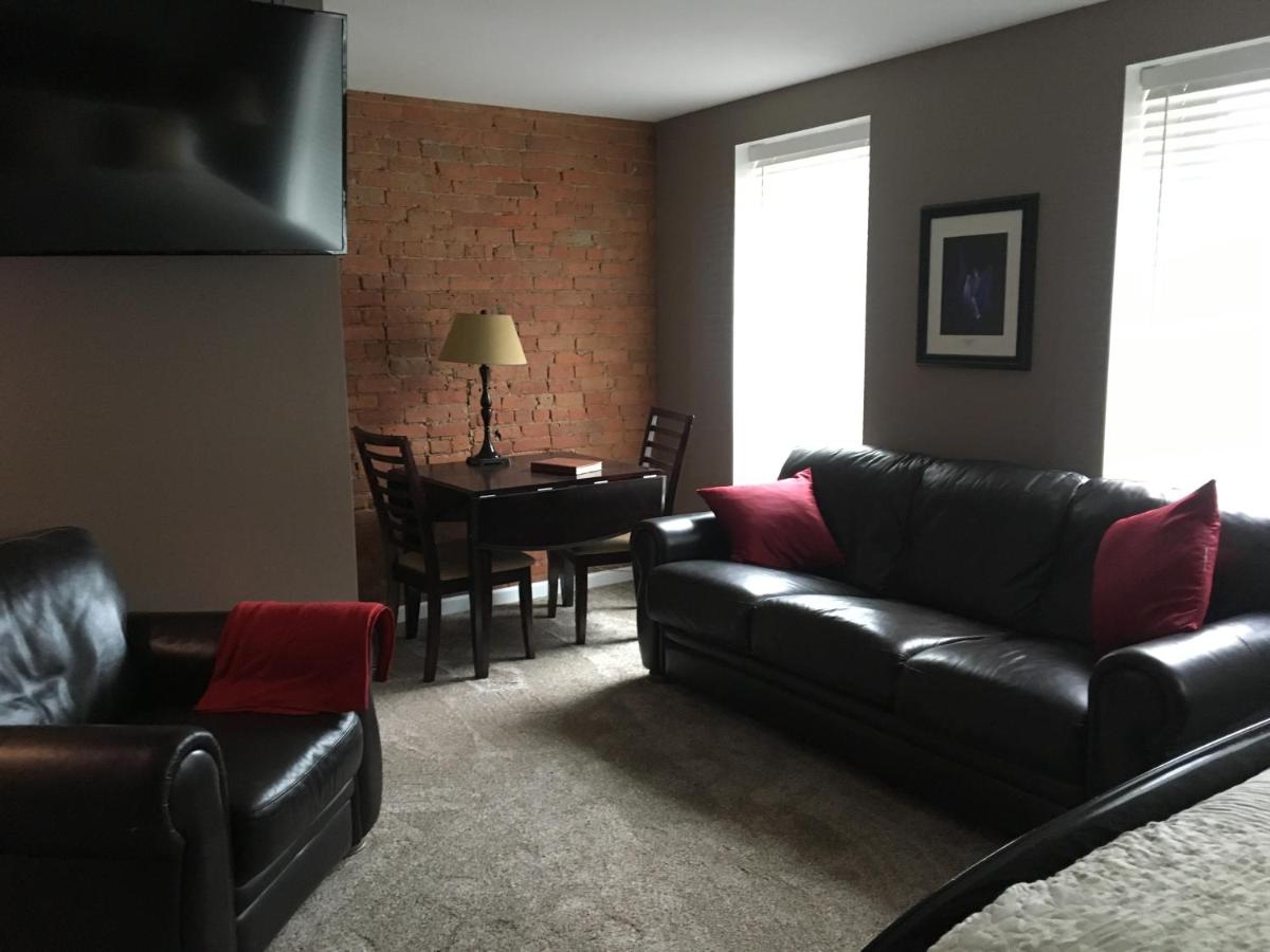 King Studio with Sofa Bed at Lodging at the Gaffer Inn
