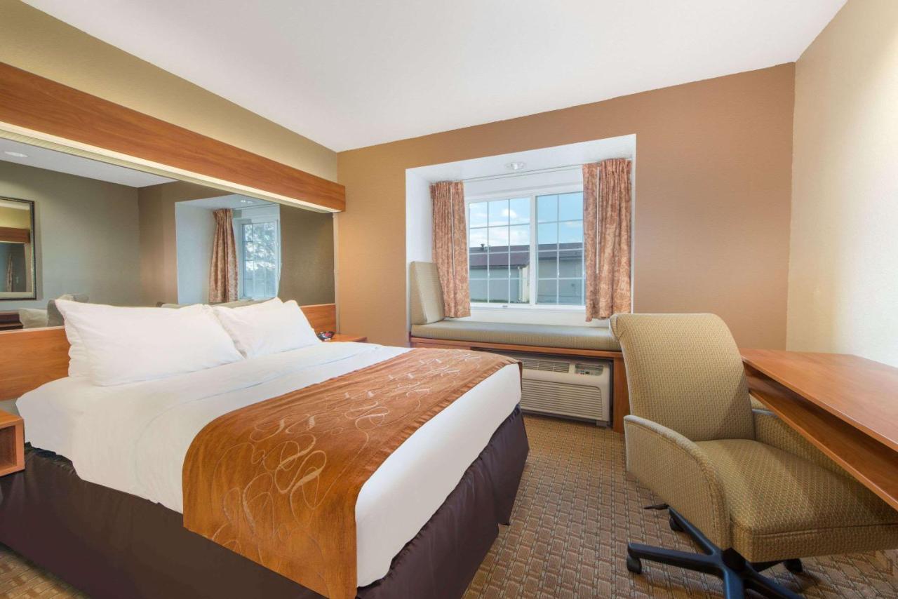 Room #91115715 at Microtel Inn & Suites by Wyndham Raton