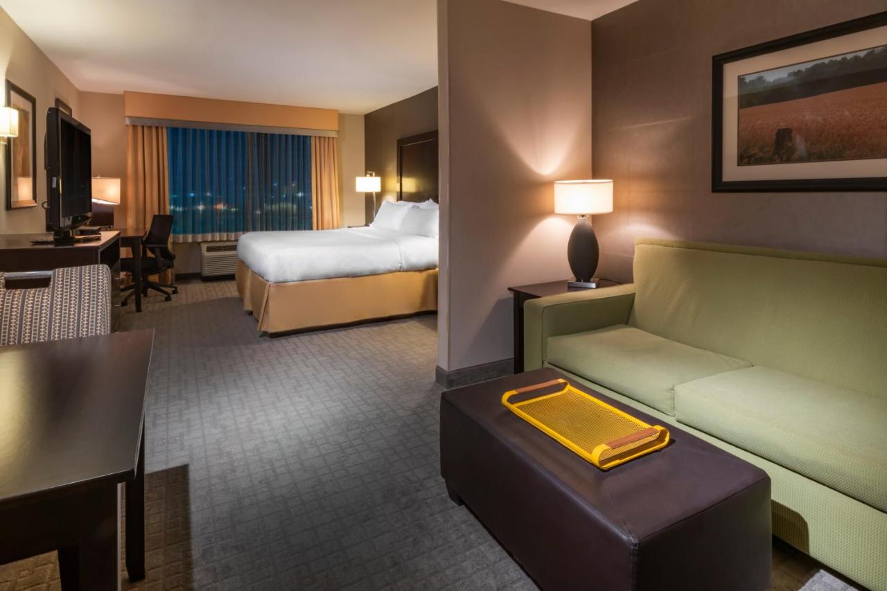 Accessible King Room with 1 King Bed at Holiday Inn Express Hotel & Suites Hays by IHG